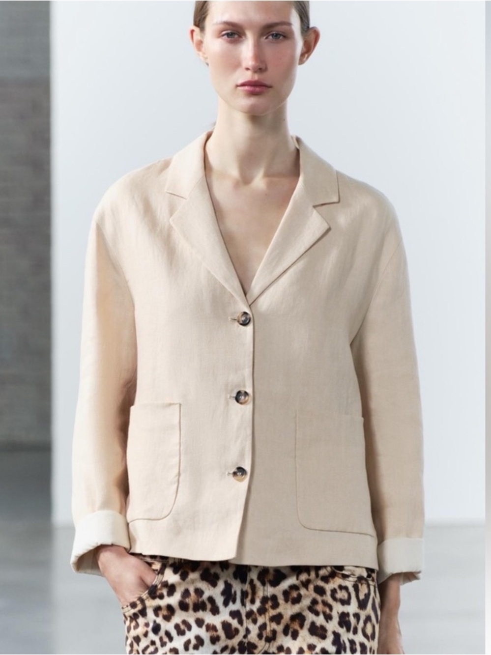 NWOT Zara 100% Linen Blazer Jacket Coat Beige Cream Neutral ZW
Collection lined